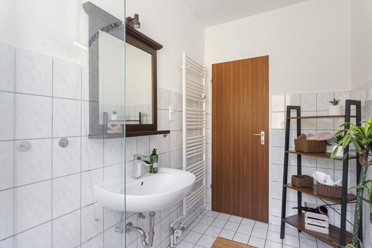 Charysma - Weserufer, Stylish, Schlafzimmer Mit Smart-Tv, 2 Parkplaetze Hamelín Exterior foto